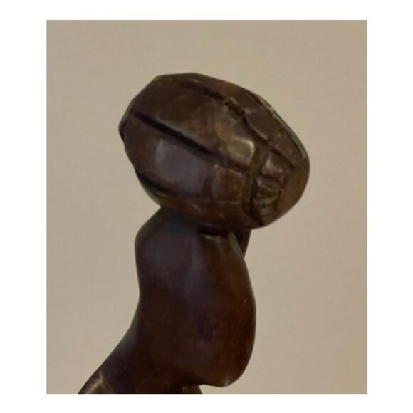Figurine - Abstract Carved Female Tribal Wooden Figurine - Picture 10 of 12